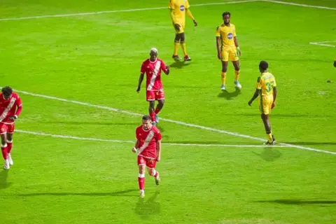 الوداد يقسو على نيروبي الكيني.. واتحاد الجزائر يفلت من فخ سان بيدرو في الكونفدرالية